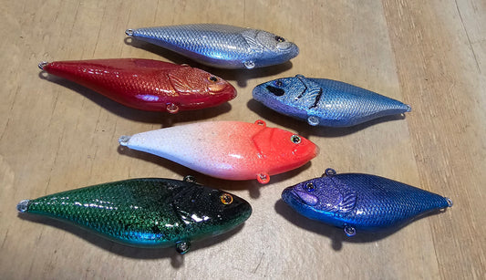 Crankbait lipless